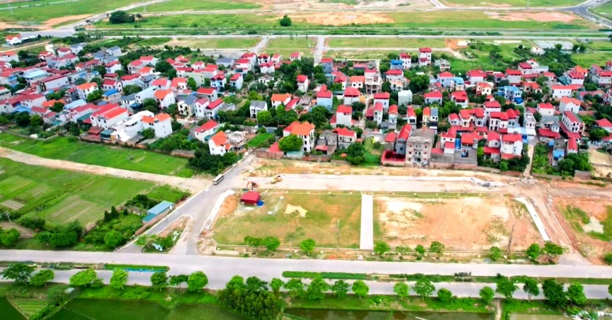 Vừa chốt đấu giá thành công mức hơn 74 triệu/m2, đất huyện Hà Nội lại sắp đấu thêm hàng chục thửa nữa