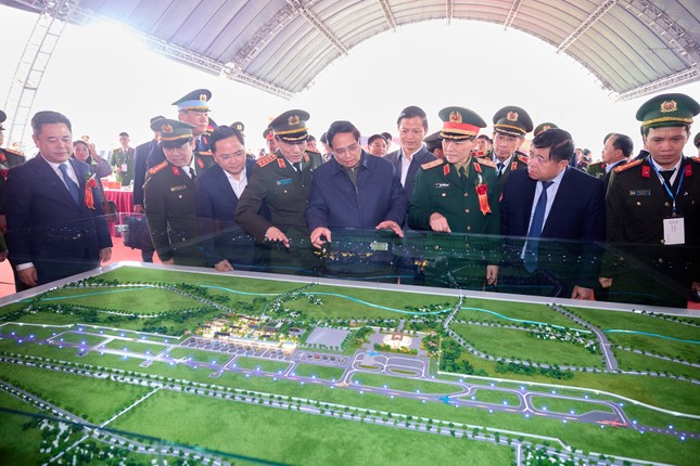 khởi công xây sân bay gia bình