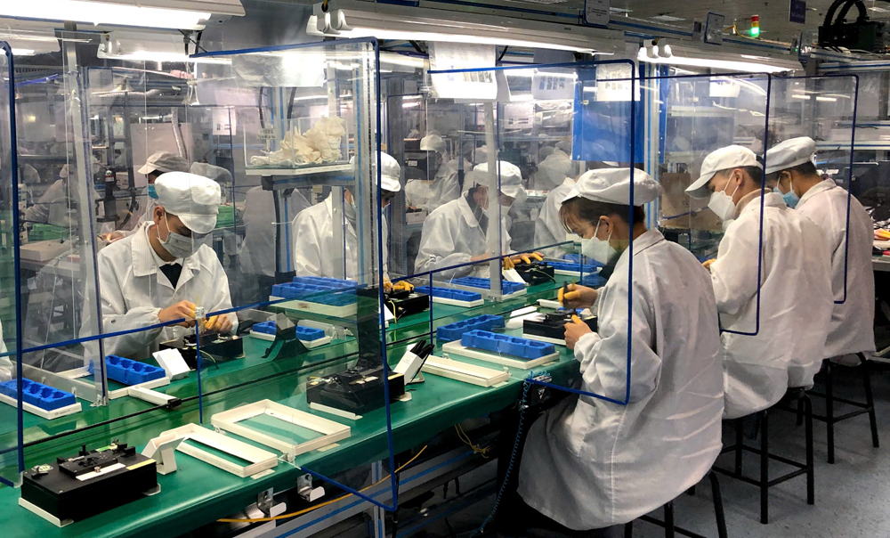 Công ty trách nhiệm hữu hạn New Wing Interconnect Technology Bắc Giang, Khu công nghiệp Vân Trung là một trong những doanh nghiệp nộp thuế cao, thu thuế ở bắc ninh, thu ngân sách ở bắc ninh