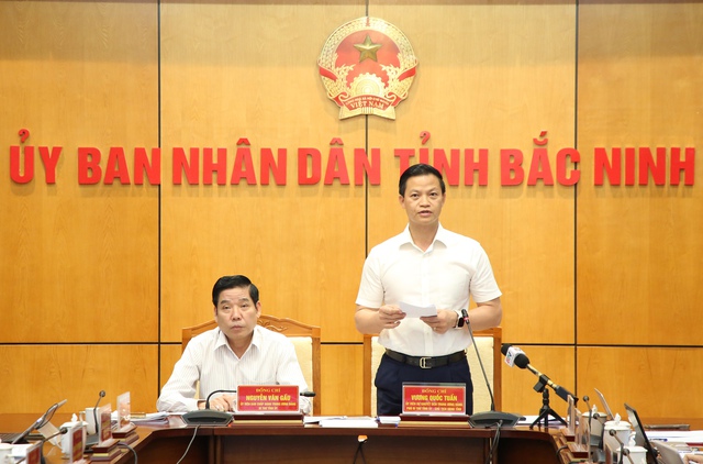 Ông Vương Quốc Tuấn, chủ tịch UBND tỉnh Bắc Ninh phát biểu tại phiên họp Chính phủ thường kỳ tháng 7 (Ảnh: UBND tỉnh Bắc Ninh)
